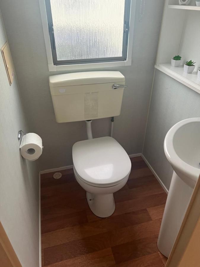 Lisa And Laddy Caravan Hire Meliden Екстер'єр фото